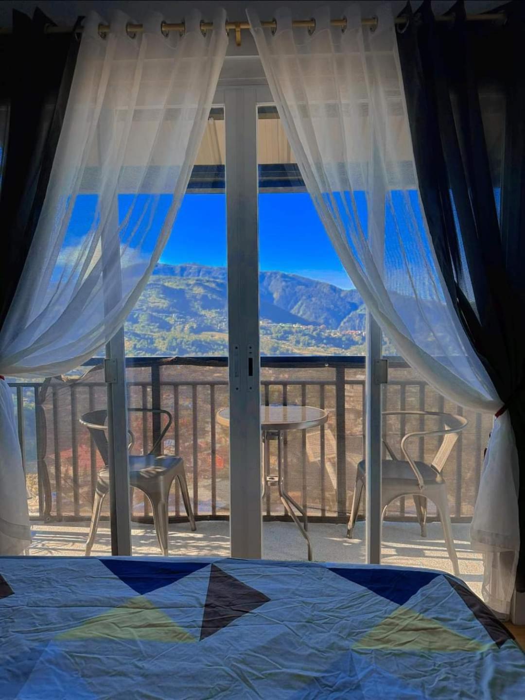Mountain And Sunsetview Baguio Residences Baguio City Oda fotoğraf