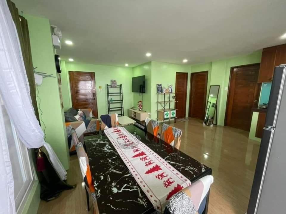 Mountain And Sunsetview Baguio Residences Baguio City Oda fotoğraf